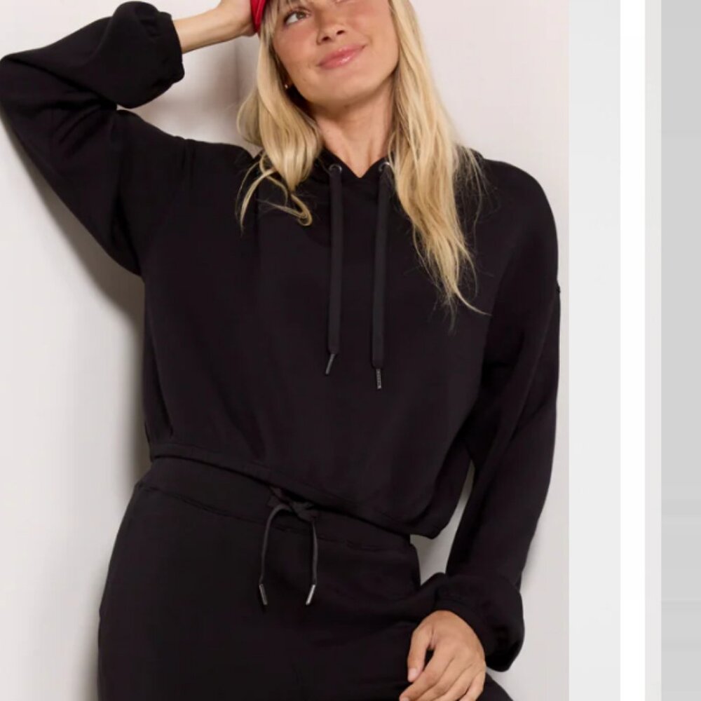 Spanx‎ AirEssentials Cinched Cropped Hoodie Black M